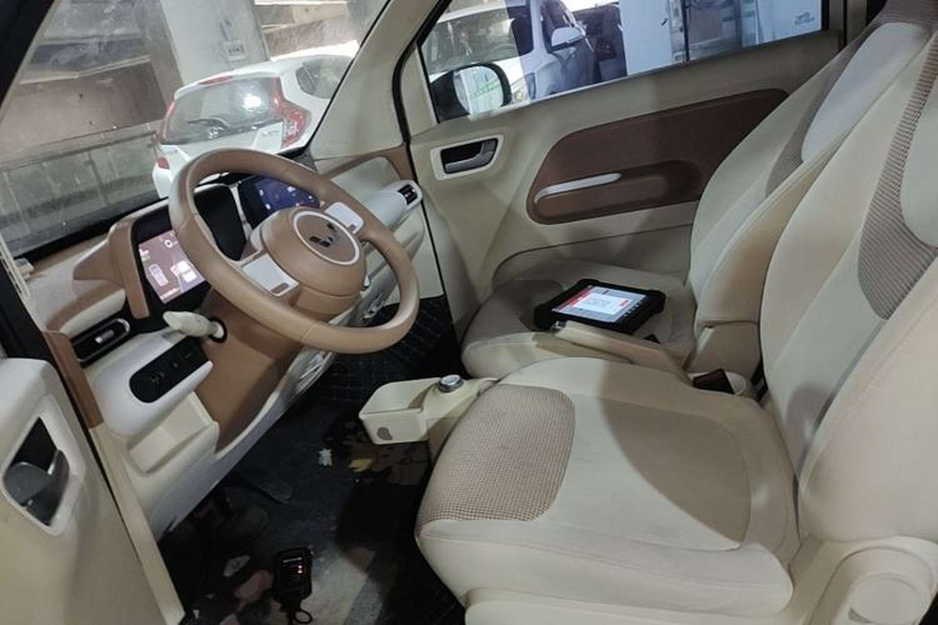 Used Wuling Hongguang MINIEV 2024 3rd Generation 215km Advanced Version Left Front Seat