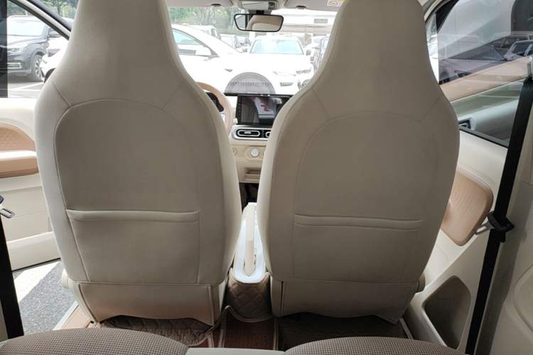 Used Wuling Hongguang MINIEV 2024 3rd Generation 215km Youth Edition Left Front Seat