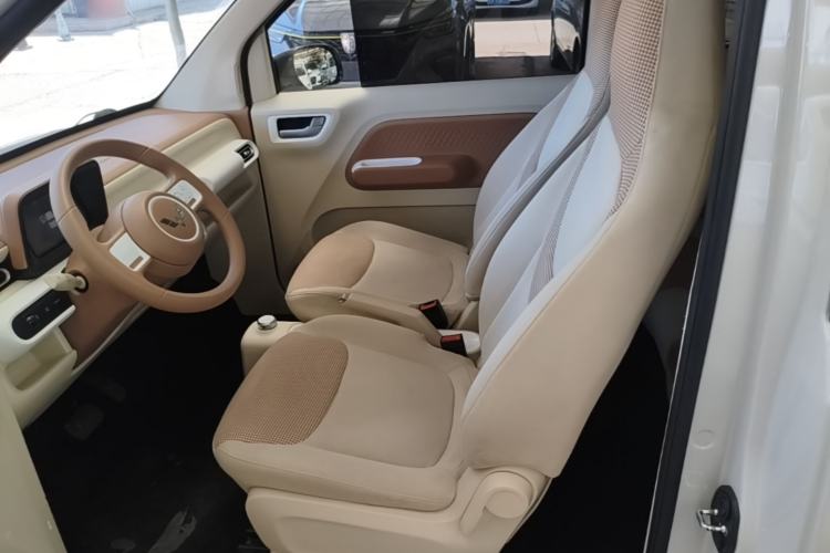 Used Wuling Hongguang MINIEV 2024 3rd Generation 215km Youth Edition Left Front Seat