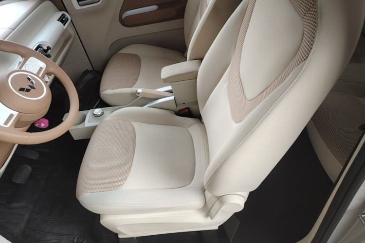 Used Wuling Hongguang MINIEV 2024 3rd Generation 215km Youth Edition Left Front Seat