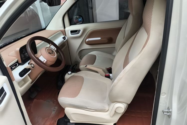 Used Wuling Hongguang MINIEV 2024 3rd Generation 215km Youth Edition Left Front Seat
