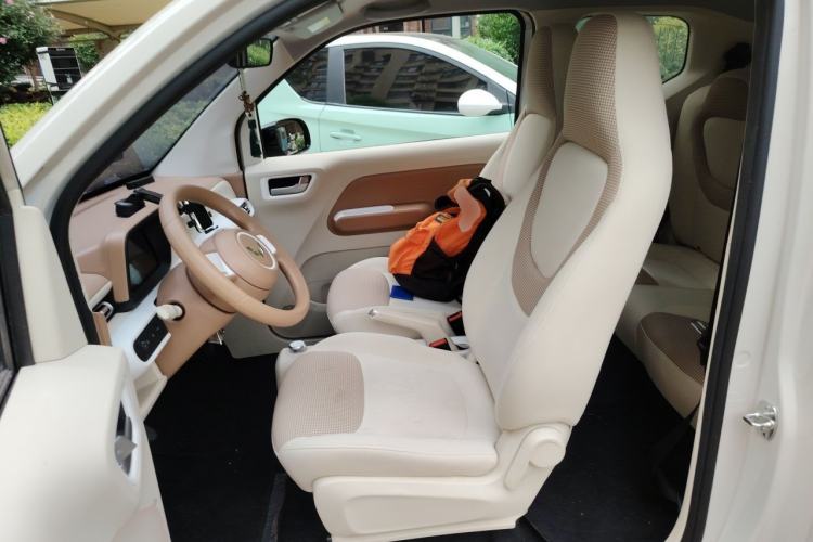 Used Wuling Hongguang MINIEV 2024 3rd Generation 215km Youth Edition Left Front Seat