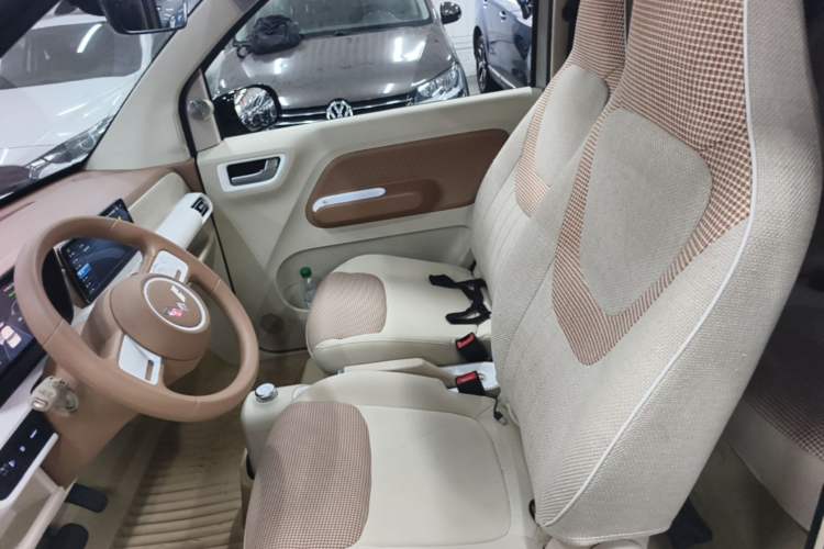 Used Wuling Hongguang MINIEV 2024 3rd Generation 215km Youth Edition Left Front Seat