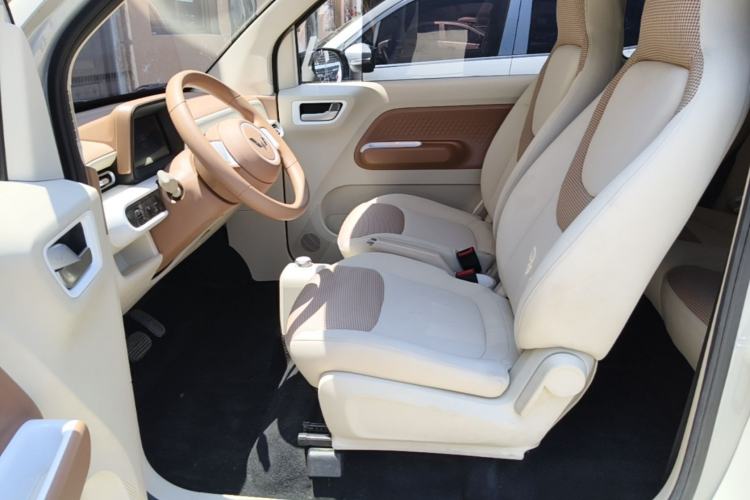 Used Wuling Hongguang MINIEV 2024 3rd Generation 215km Youth Edition Left Front Seat