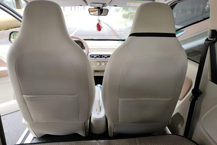 Used Wuling Hongguang MINIEV 2024 3rd Generation 215km Youth Edition Left Front Seat
