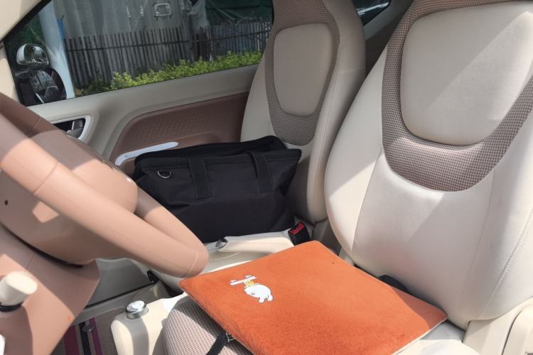 Used Wuling Hongguang MINIEV 2024 3rd Generation 215km Youth Edition Left Front Seat