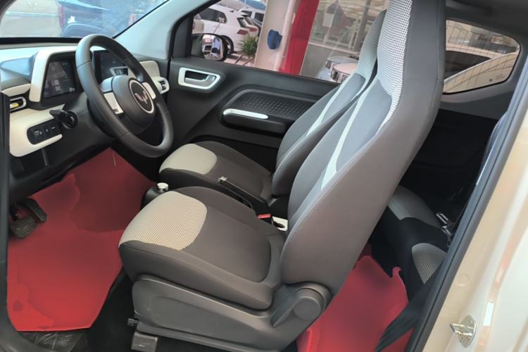 Used Wuling Hongguang MINIEV 2024 3rd Generation 215km Youth Edition Left Front Seat