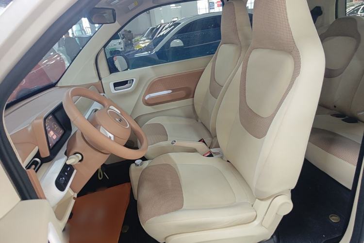 Used Wuling Hongguang MINIEV 2024 3rd Generation 215km Youth Edition Left Front Seat