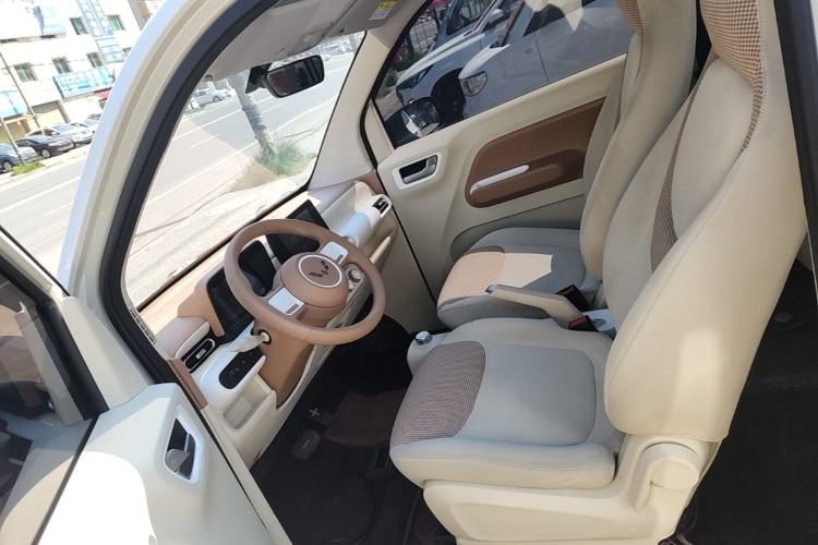 Used Wuling Hongguang MINIEV 2024 3rd Generation 215km Advanced Version Left Front Seat