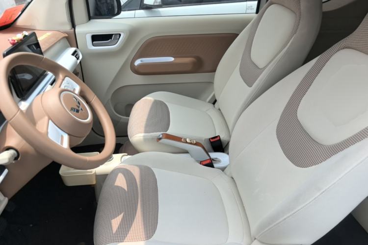 Used Wuling Hongguang MINIEV 2024 3rd Generation 215km Youth Edition Left Front Seat