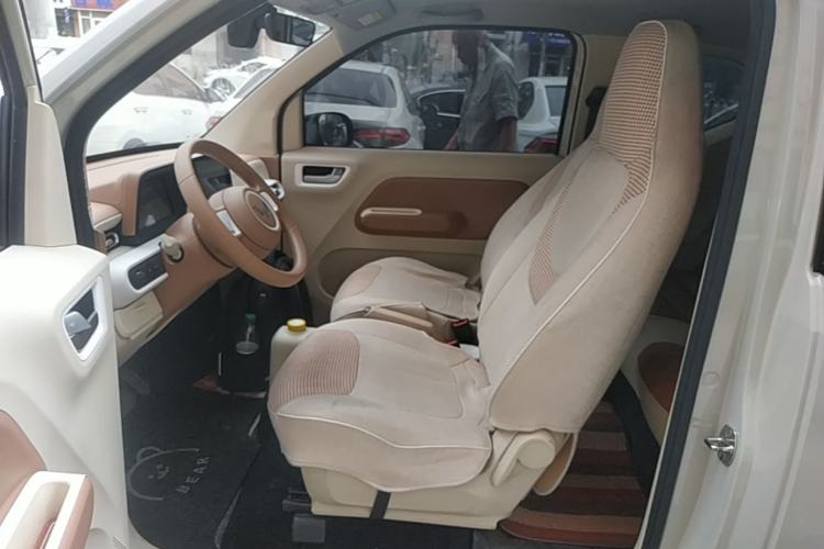 Used Wuling Hongguang MINIEV 2024 3rd Generation 215km Advanced Version Left Front Seat