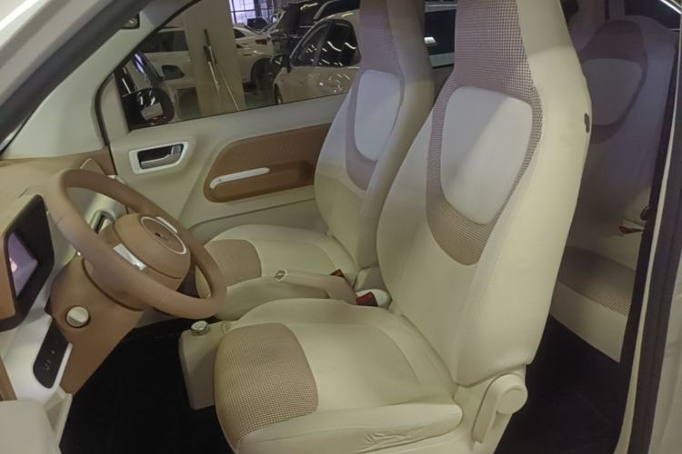 Used Wuling Hongguang MINIEV 2024 3rd Generation 215km Youth Edition Left Front Seat