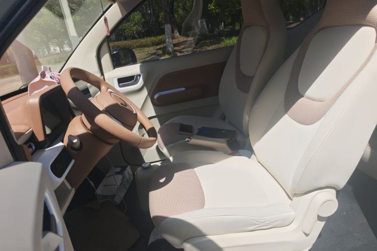 Used Wuling Hongguang MINIEV 2024 3rd Generation 215km Youth Edition Left Front Seat