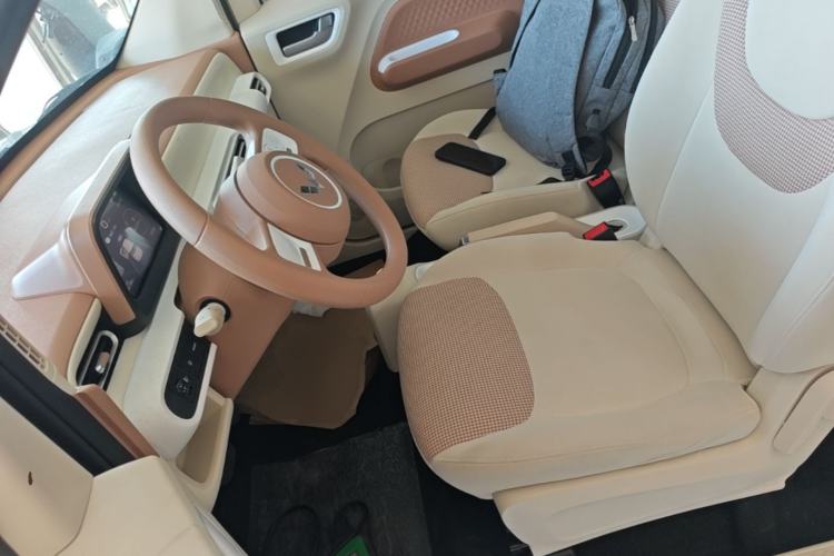 Used Wuling Hongguang MINIEV 2024 3rd Generation 215km Youth Edition Left Front Seat