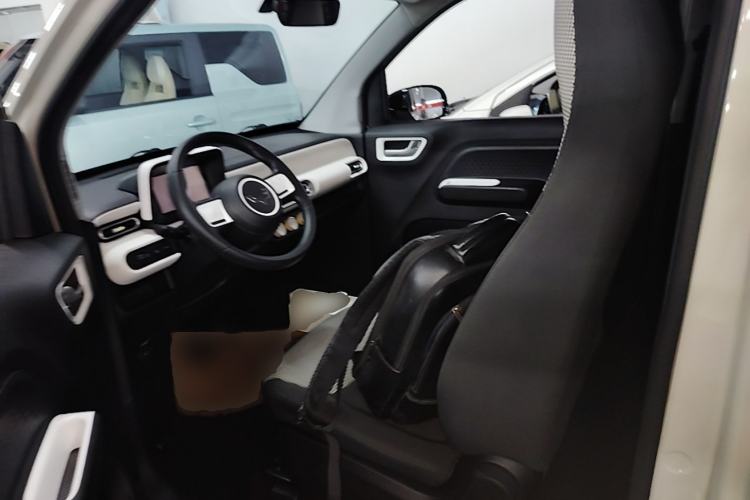 Used Wuling Hongguang MINIEV 2024 3rd Generation 215km Youth Edition Left Front Seat