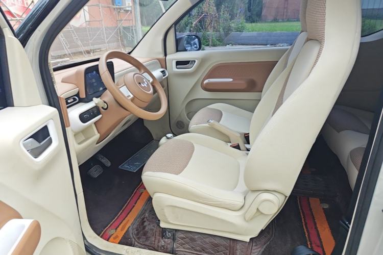 Used Wuling Hongguang MINIEV 2024 3rd Generation 215km Youth Edition Left Front Seat