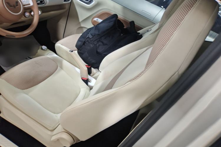 Used Wuling Hongguang MINIEV 2024 3rd Generation 215km Youth Edition Left Front Seat