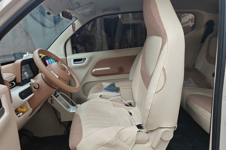 Used Wuling Hongguang MINIEV 2024 3rd Generation 215km Youth Edition Left Front Seat