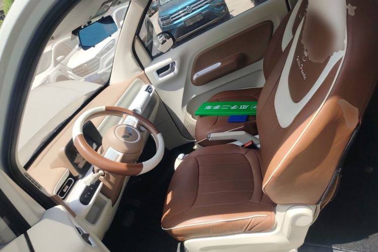 Used Wuling Hongguang MINIEV 2024 3rd Generation 215km Youth Edition Left Front Seat