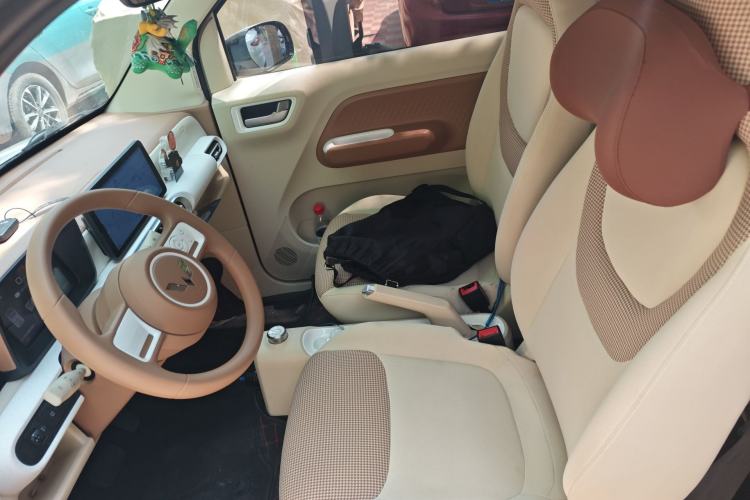 Used Wuling Hongguang MINIEV 2024 3rd Generation 215km Youth Edition Left Front Seat