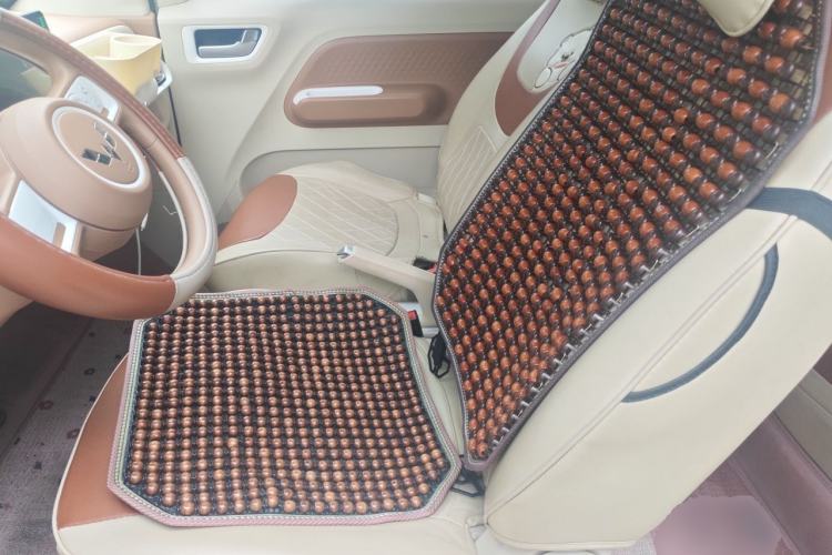 Used Wuling Hongguang MINIEV 2024 3rd Generation 215km Advanced Version Left Front Seat