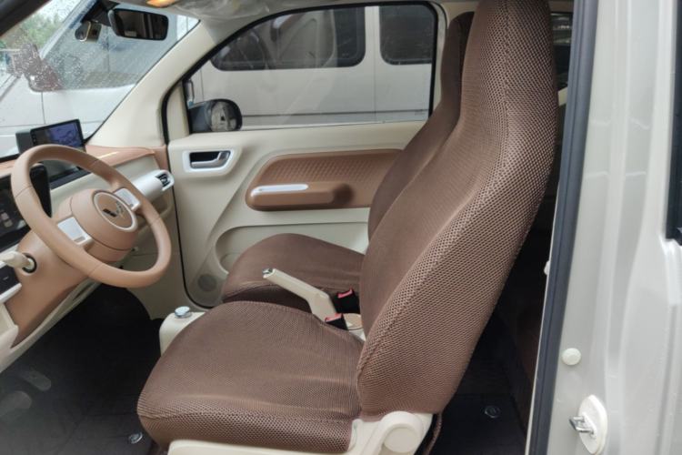 Used Wuling Hongguang MINIEV 2024 3rd Generation 215km Youth Edition Left Front Seat