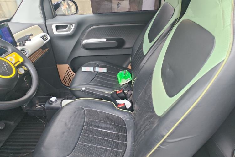 Used Wuling Hongguang MINIEV 2024 3rd Generation 215km Youth Edition Left Front Seat