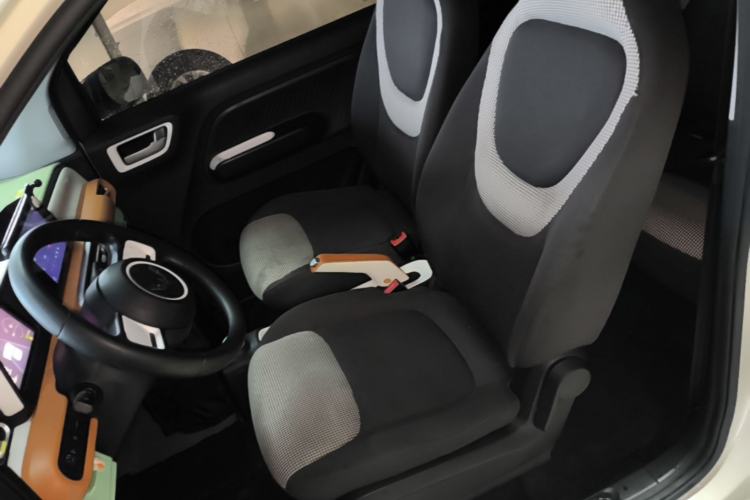 Used Wuling Hongguang MINIEV 2024 3rd Generation 215km Advanced Version Left Front Seat