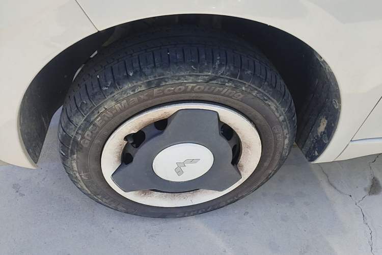 Used Wuling Hongguang MINIEV 2024 3rd Generation 215km Youth Edition Left Front Wheel Hub
