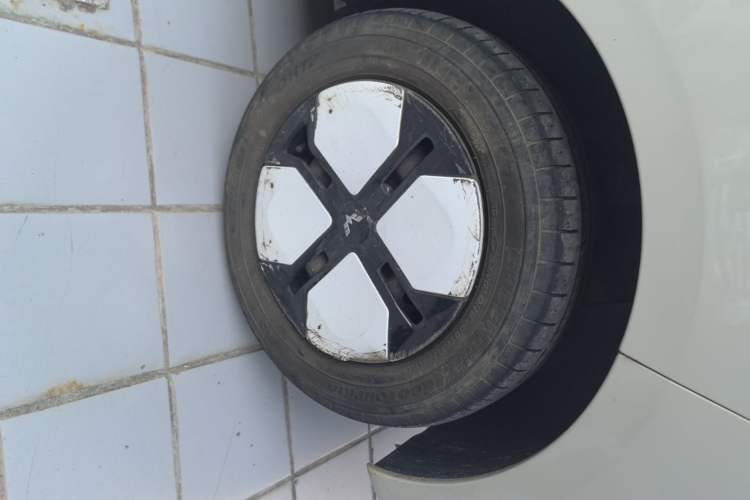 Used Wuling Hongguang MINIEV 2024 3rd Generation 170 km Left Front Wheel Hub