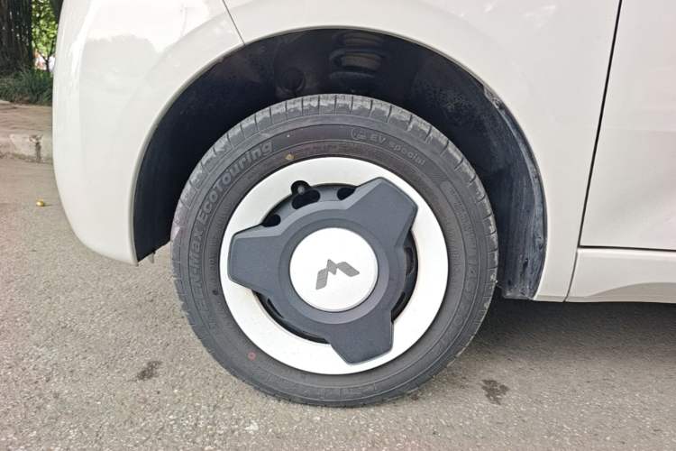 Used Wuling Hongguang MINIEV 2024 3rd Generation 215km Youth Edition Left Front Wheel Hub