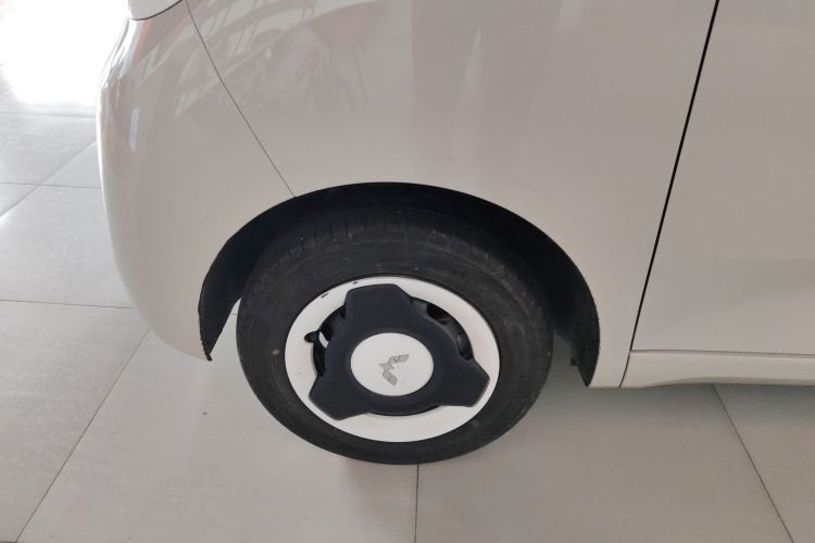 Used Wuling Hongguang MINIEV 2024 3rd Generation 215km Youth Edition Left Front Wheel Hub
