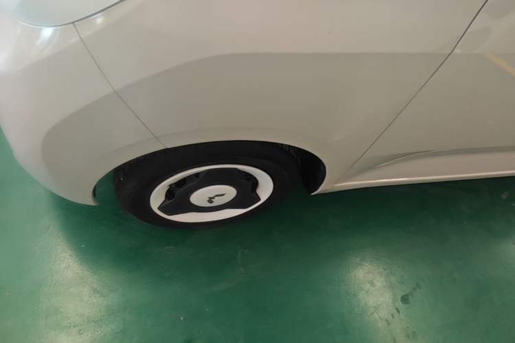 Used Wuling Hongguang MINIEV 2024 3rd Generation 170 km Left Front Wheel Hub