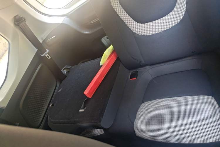 Used Wuling Hongguang MINIEV 2024 3rd Generation 215km Advanced Version Left Rear Seat
