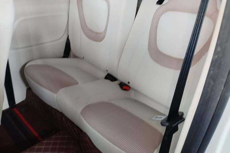Used Wuling Hongguang MINIEV 2024 3rd Generation 215km Youth Edition Left Rear Seat