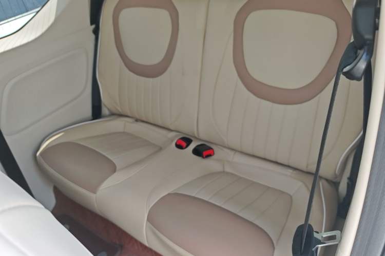 Used Wuling Hongguang MINIEV 2024 3rd Generation 215km Youth Edition Left Rear Seat