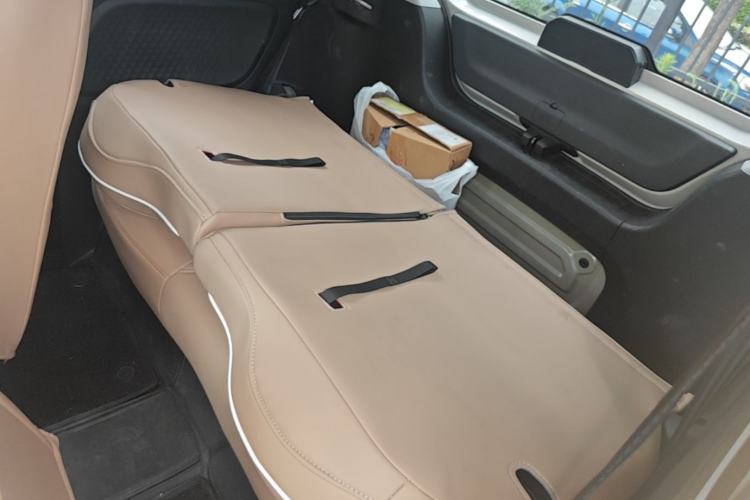 Used Wuling Hongguang MINIEV 2024 3rd Generation 215km Youth Edition Left Rear Seat