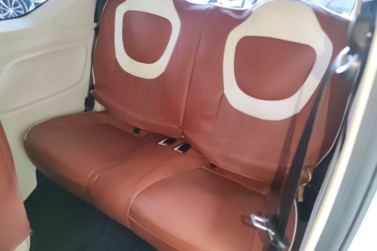Used Wuling Hongguang MINIEV 2024 3rd Generation 215km Youth Edition Left Rear Seat