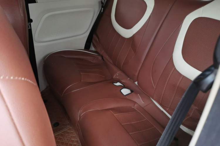 Used Wuling Hongguang MINIEV 2024 3rd Generation 215km Advanced Version Left Rear Seat