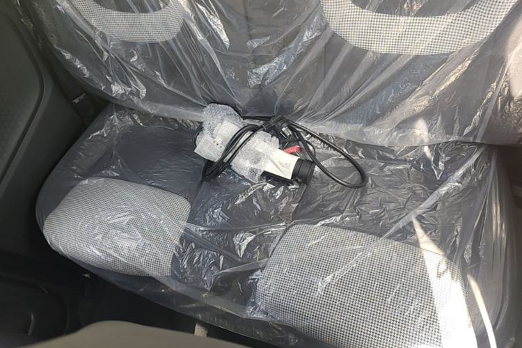 Used Wuling Hongguang MINIEV 2024 3rd Generation 215km Youth Edition Left Rear Seat
