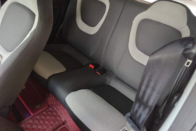 Used Wuling Hongguang MINIEV 2024 3rd Generation 215km Youth Edition Left Rear Seat