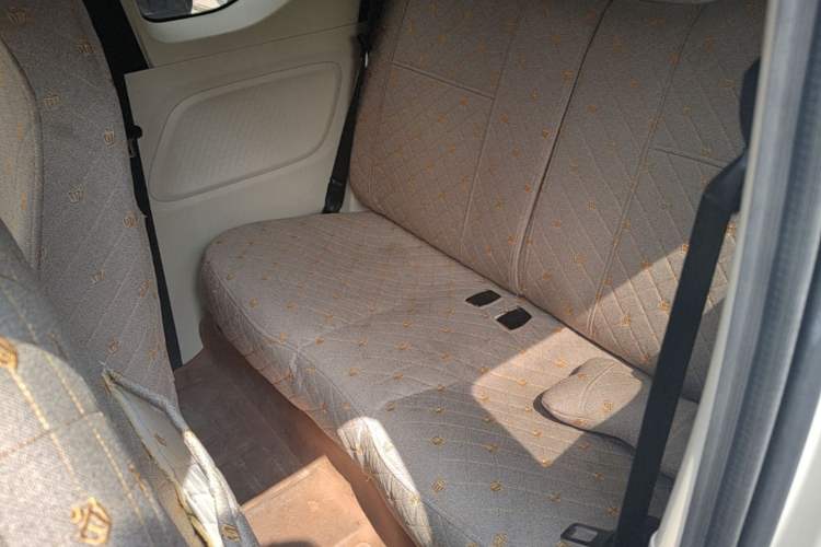 Used Wuling Hongguang MINIEV 2024 3rd Generation 215km Youth Edition Left Rear Seat