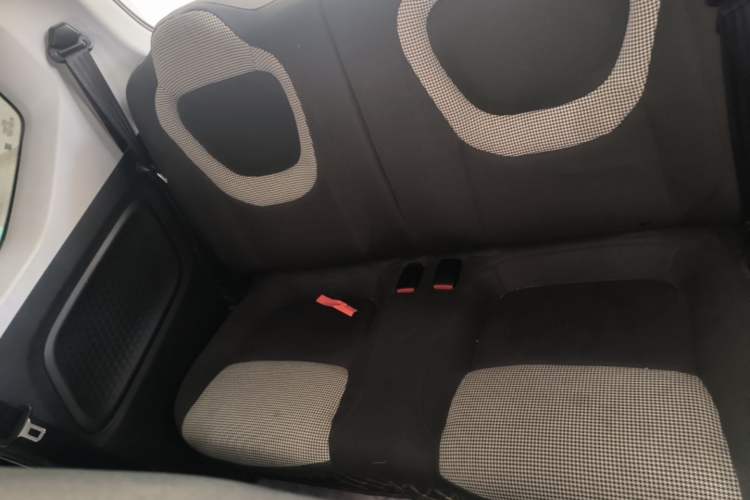 Used Wuling Hongguang MINIEV 2024 3rd Generation 215km Advanced Version Left Rear Seat