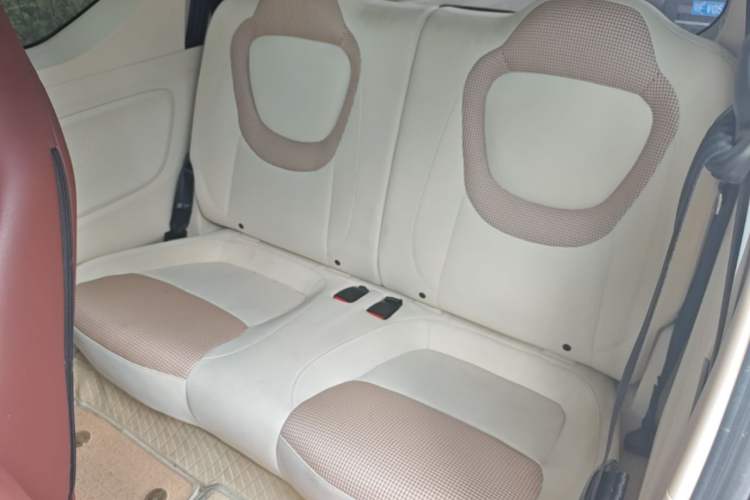 Used Wuling Hongguang MINIEV 2024 3rd Generation 215km Youth Edition Left Rear Seat