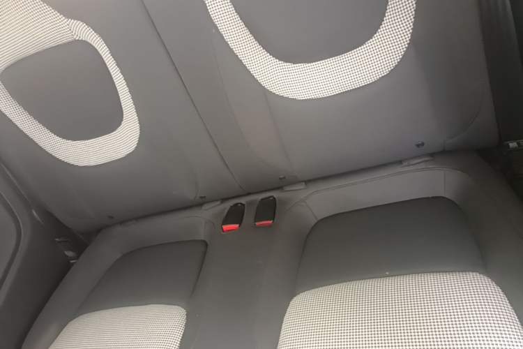 Used Wuling Hongguang MINIEV 2024 3rd Generation 215km Advanced Version Left Rear Seat