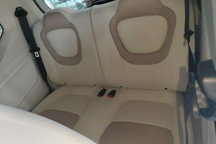 Used Wuling Hongguang MINIEV 2024 3rd Generation 215km Youth Edition Left Rear Seat