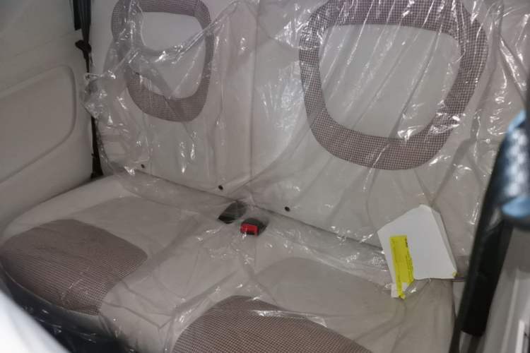 Used Wuling Hongguang MINIEV 2024 3rd Generation 215km Youth Edition Left Rear Seat