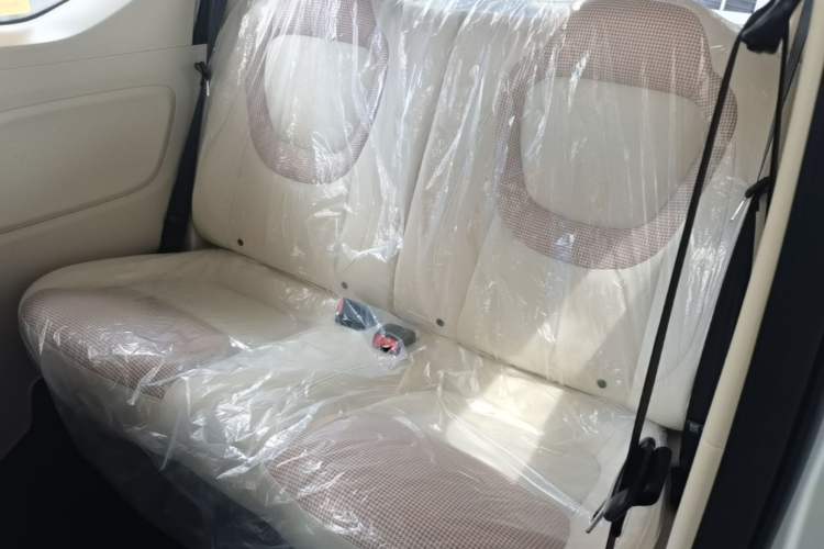Used Wuling Hongguang MINIEV 2024 3rd Generation 215km Youth Edition Left Rear Seat