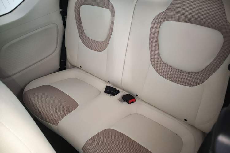 Used Wuling Hongguang MINIEV 2024 3rd Generation 215km Youth Edition Left Rear Seat