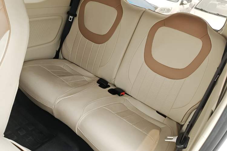 Used Wuling Hongguang MINIEV 2024 3rd Generation 215km Youth Edition Left Rear Seat